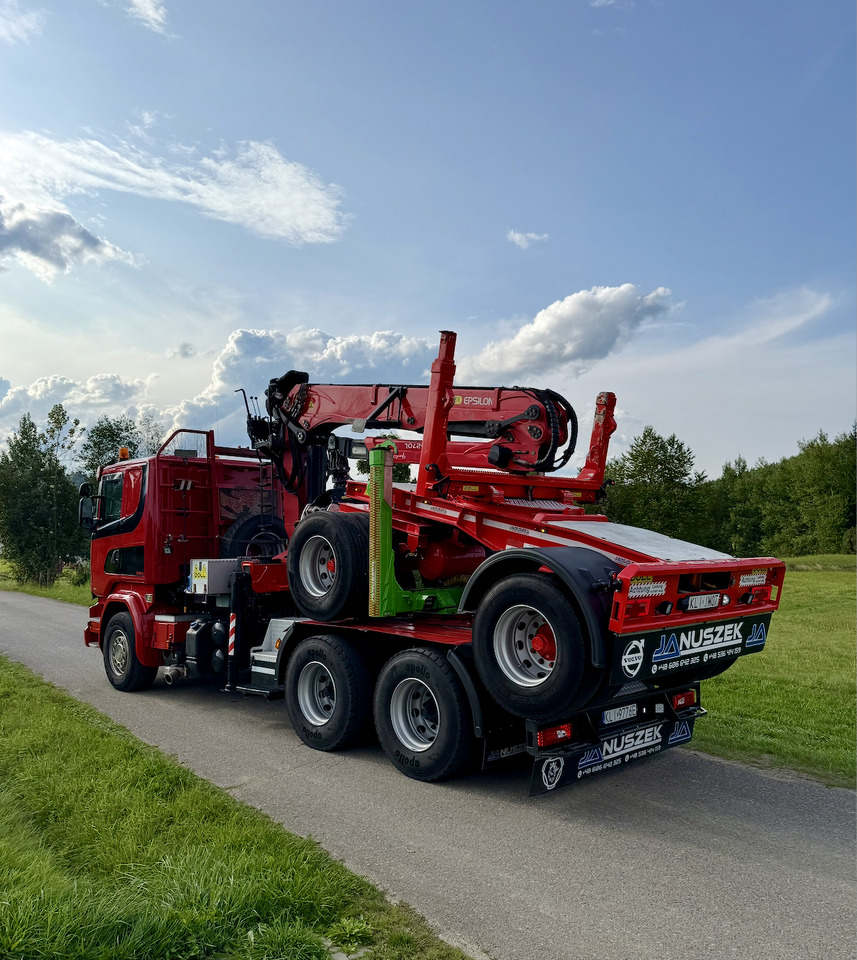 SCANIA R580 - Rönkszállító teherautó, Darus autó: 4 kép. SCANIA R580 - Rönkszállító teherautó, Darus autó: 4 kép.