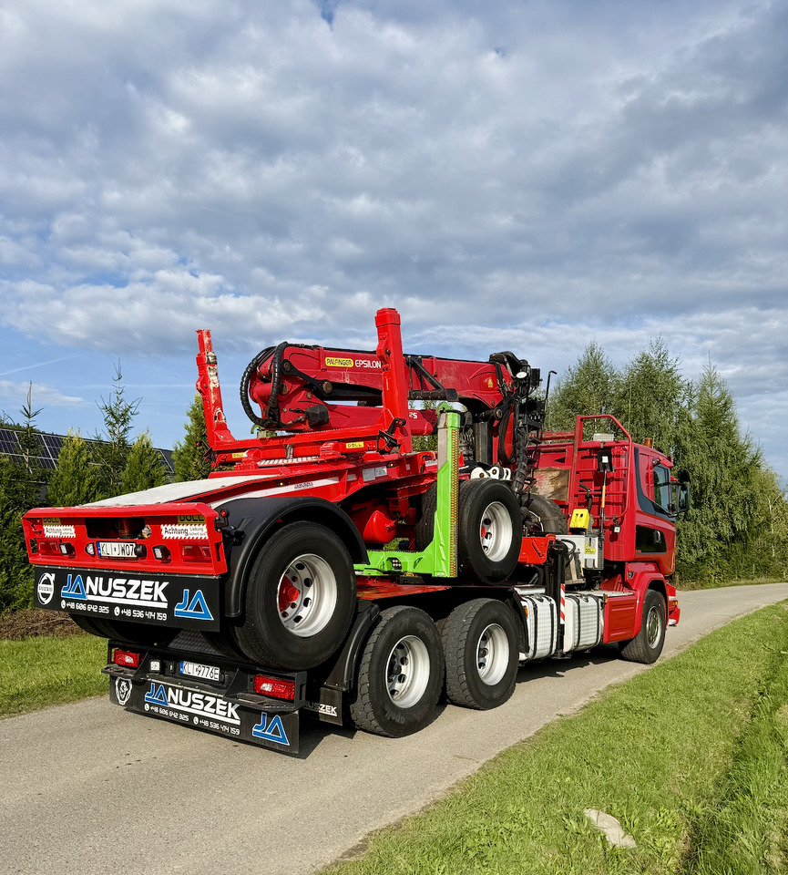 SCANIA R580 - Rönkszállító teherautó, Darus autó: 5 kép. SCANIA R580 - Rönkszállító teherautó, Darus autó: 5 kép.