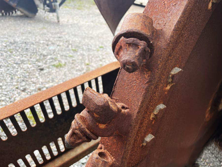 DITCH WITCH RT55 - Árokásó: 4 kép. DITCH WITCH RT55 - Árokásó: 4 kép.