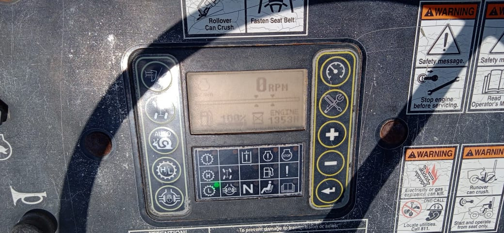 VERMEER RTX1250 - Árokásó: 4 kép. VERMEER RTX1250 - Árokásó: 4 kép.