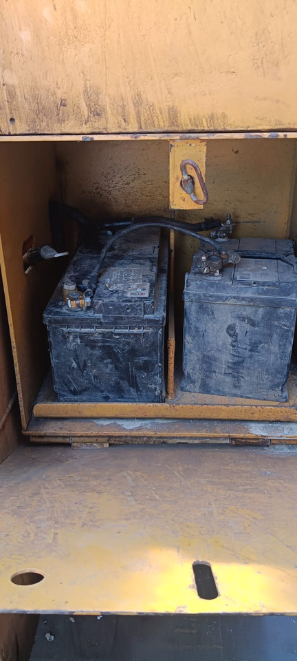 VERMEER T455 - Árokásó: 4 kép. VERMEER T455 - Árokásó: 4 kép.