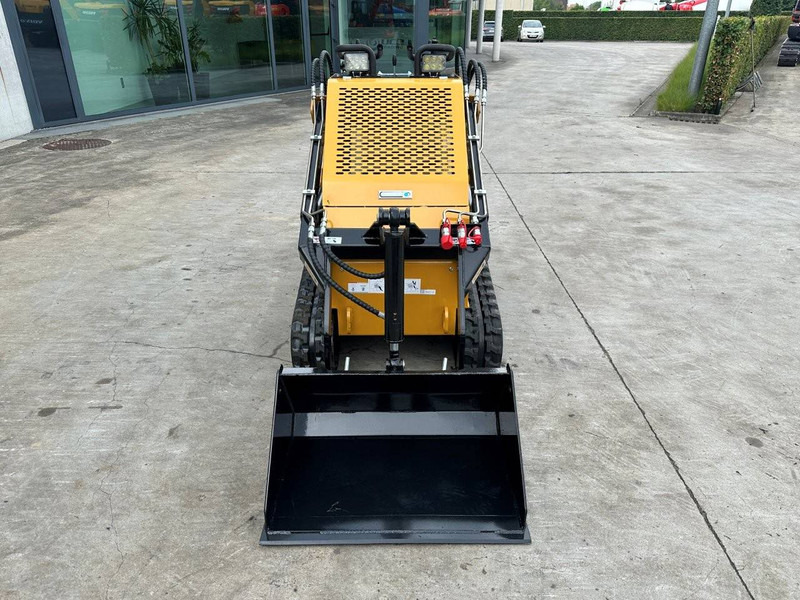 AGT Industrial MX-CRT23 - Lánctalpas homlokrakodó: 2 kép. AGT Industrial MX-CRT23 - Lánctalpas homlokrakodó: 2 kép.