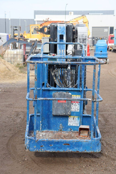 Emelő ATN PIAF 880R: 8 kép.