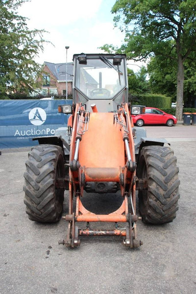 Gumikerekes homlokrakodó Atlas 86E: 7 kép.