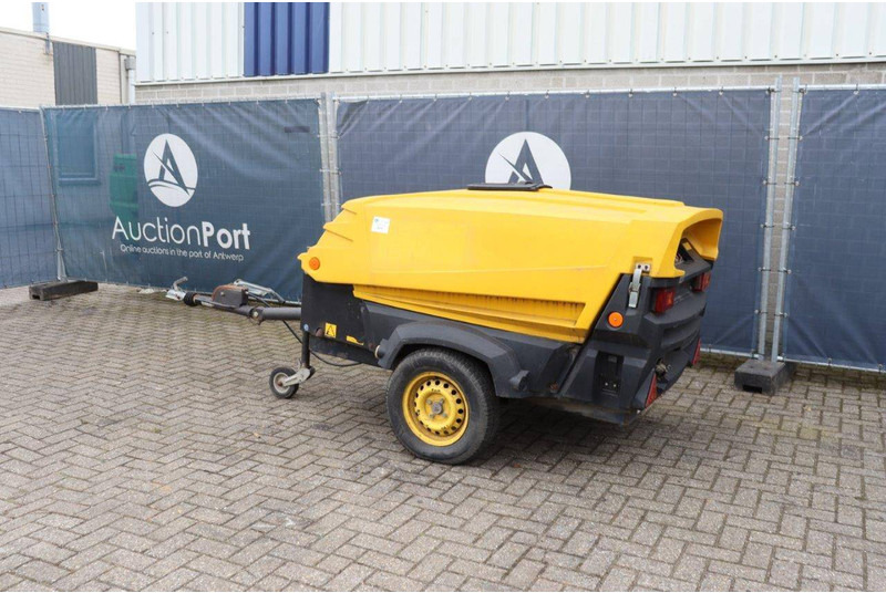 Atlas-Copco XAS 67DD PE - Légkompresszor: 3 kép. Atlas-Copco XAS 67DD PE - Légkompresszor: 3 kép.