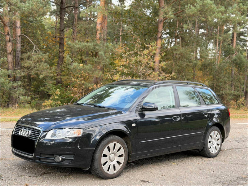 Audi A4 Avant 1.9 TDI - Szedán: 1 kép. Audi A4 Avant 1.9 TDI - Szedán: 1 kép.