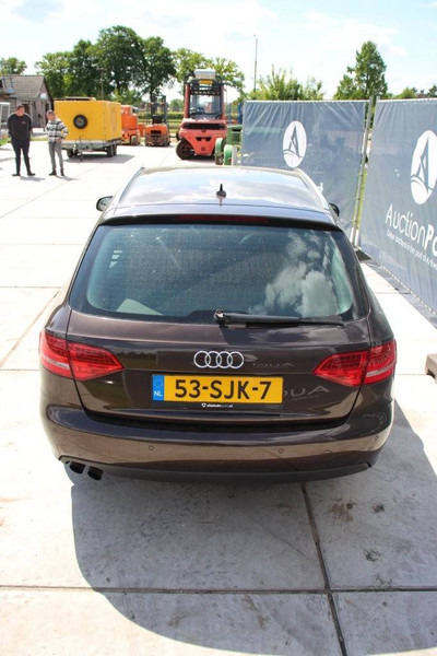 Audi A4 Pro Line S - Autó: 4 kép. Audi A4 Pro Line S - Autó: 4 kép.