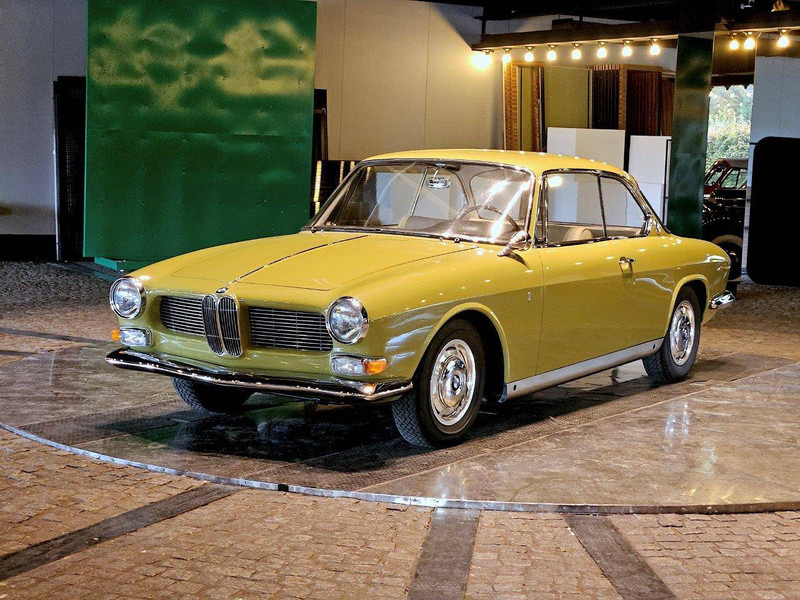 BMW 3200 CS - Szedán: 1 kép. BMW 3200 CS - Szedán: 1 kép.