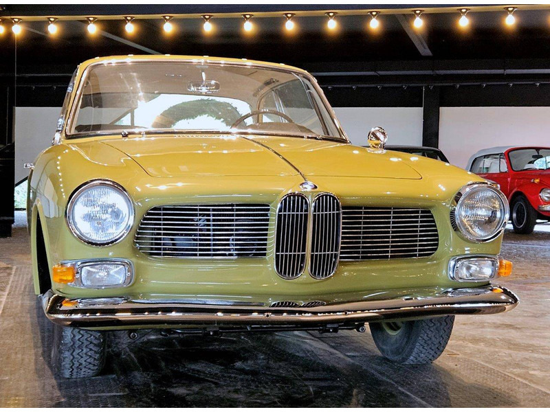 BMW 3200 CS - Szedán: 4 kép. BMW 3200 CS - Szedán: 4 kép.