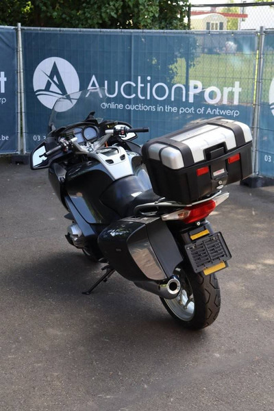 BMW R1200 RT - Motorkerékpár: 4 kép. BMW R1200 RT - Motorkerékpár: 4 kép.