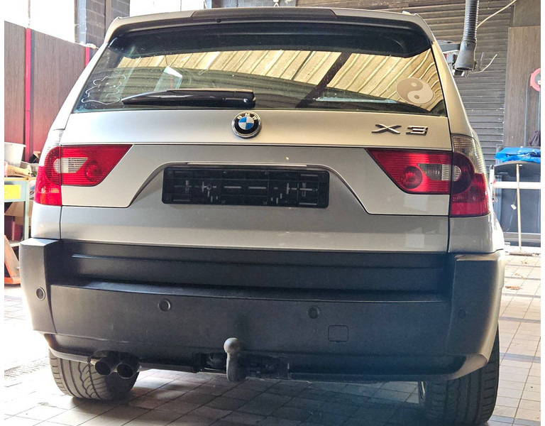 BMW X3 _ 3.0i Automatic - Szedán: 4 kép. BMW X3 _ 3.0i Automatic - Szedán: 4 kép.