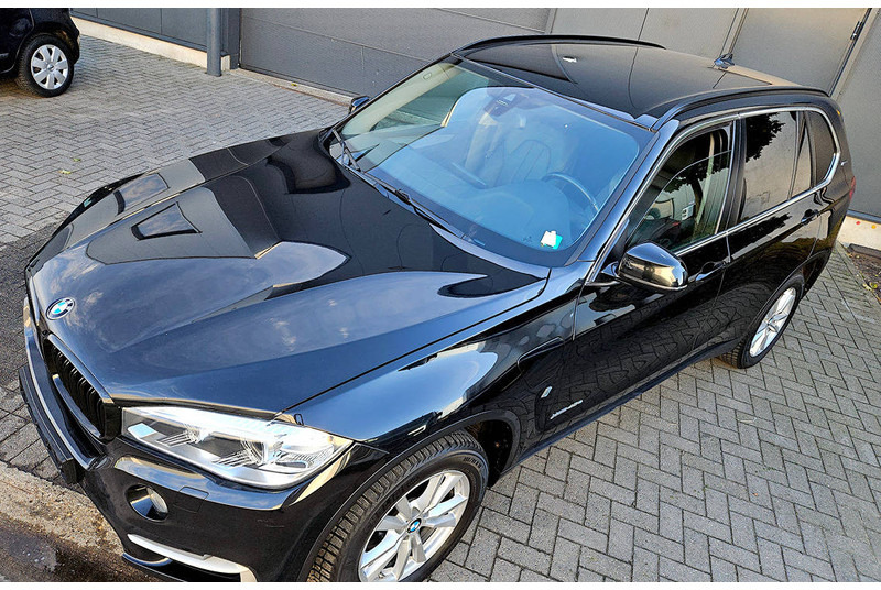 BMW X5 Drive 40e IPerformance - Terepjáró/ SUV: 3 kép. BMW X5 Drive 40e IPerformance - Terepjáró/ SUV: 3 kép.