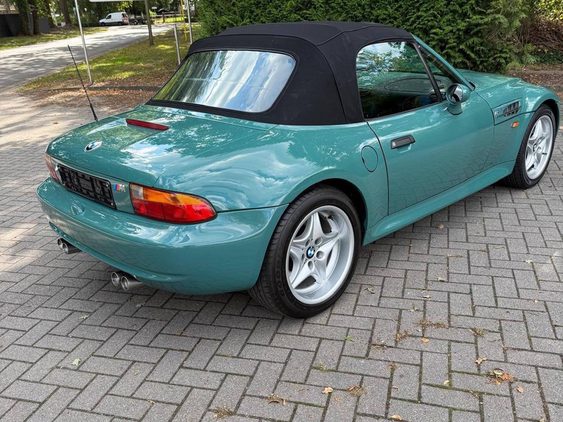BMW Z3 Roadster (E36/7) M - Szedán: 3 kép. BMW Z3 Roadster (E36/7) M - Szedán: 3 kép.