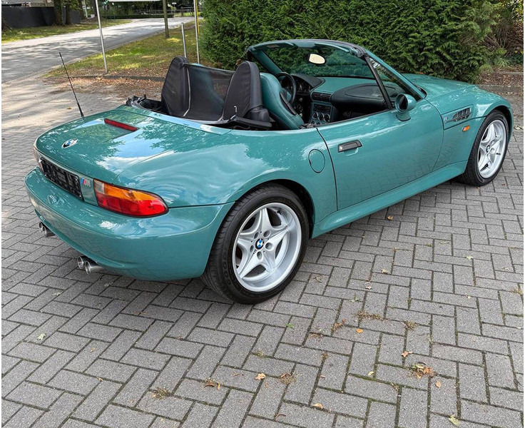 BMW Z3 Roadster (E36/7) M - Szedán: 2 kép. BMW Z3 Roadster (E36/7) M - Szedán: 2 kép.