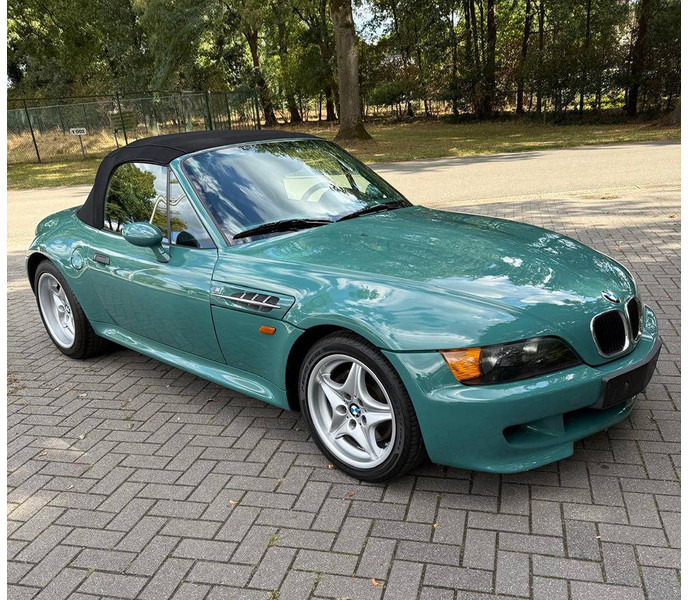 BMW Z3 Roadster (E36/7) M - Szedán: 4 kép. BMW Z3 Roadster (E36/7) M - Szedán: 4 kép.