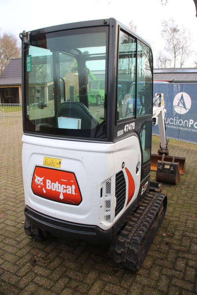 Bobcat E17 C - Minikotró: 5 kép. Bobcat E17 C - Minikotró: 5 kép.