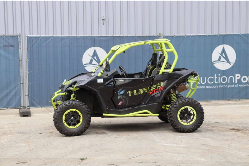 CAN AM Maverick 1000 Turbo - Golfkocsi: 1 kép. CAN AM Maverick 1000 Turbo - Golfkocsi: 1 kép.