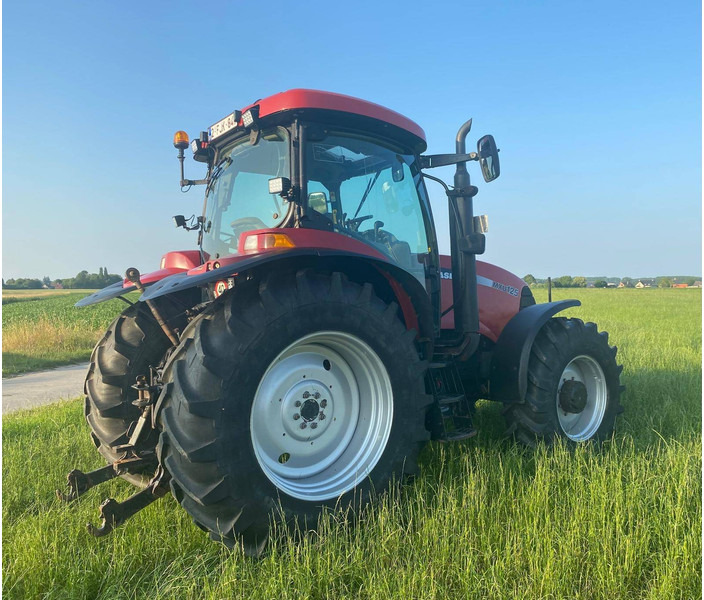 Case IH MXU125 - Traktor: 3 kép. Case IH MXU125 - Traktor: 3 kép.