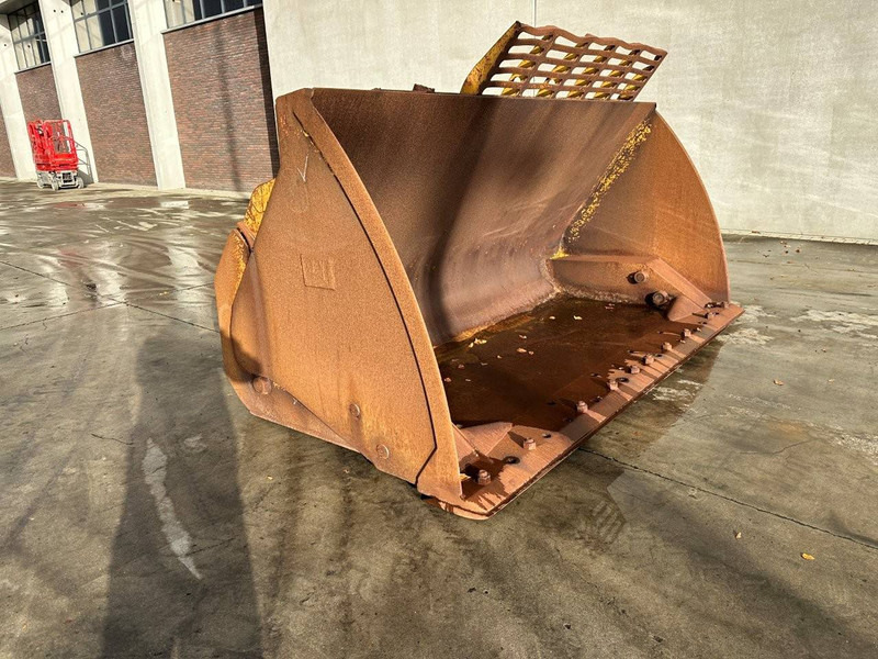 Cat CH-09-000132-15 - Kanál: 1 kép. Cat CH-09-000132-15 - Kanál: 1 kép.