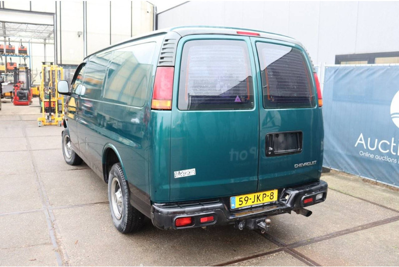 Chevrolet Chevy Van - Furgon: 4 kép. Chevrolet Chevy Van - Furgon: 4 kép.