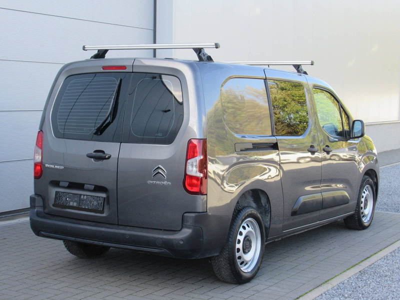 Citroën Berlingo BlueHDi Automatic - Furgon: 4 kép. Citroën Berlingo BlueHDi Automatic - Furgon: 4 kép.