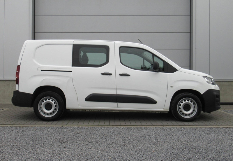Citroën Berlingo BlueHDi - Furgon: 2 kép. Citroën Berlingo BlueHDi - Furgon: 2 kép.