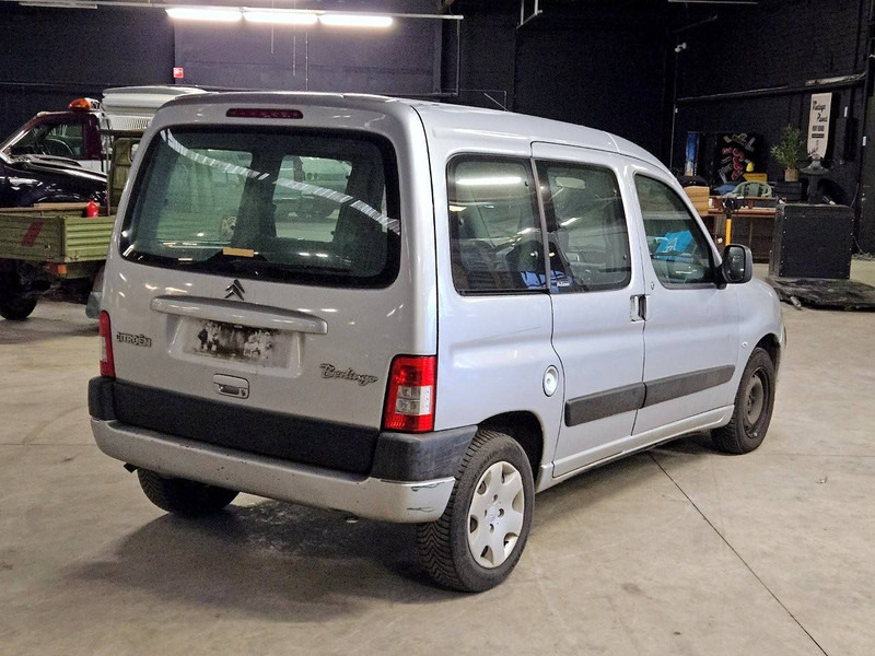Citroën Berlingo (I - phase 3) Multispace _ 1.4i - Szedán: 5 kép. Citroën Berlingo (I - phase 3) Multispace _ 1.4i - Szedán: 5 kép.