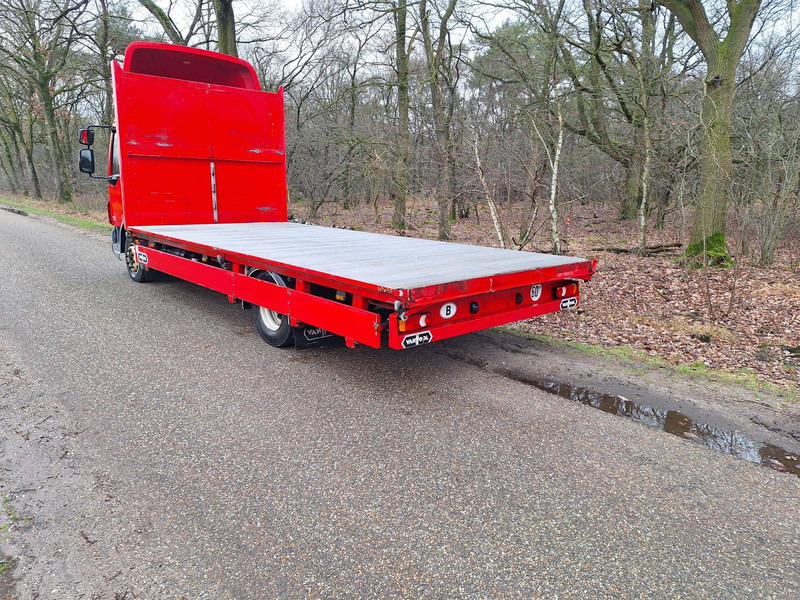 DAF LF45 - Platós teherautó: 4 kép. DAF LF45 - Platós teherautó: 4 kép.