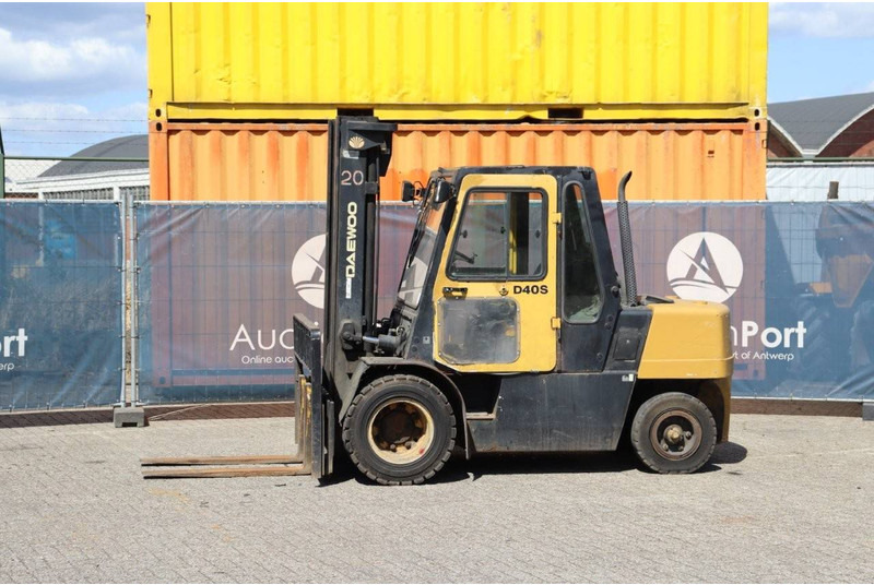 Daewoo D40S-2 - Dízel targonca: 1 kép. Daewoo D40S-2 - Dízel targonca: 1 kép.