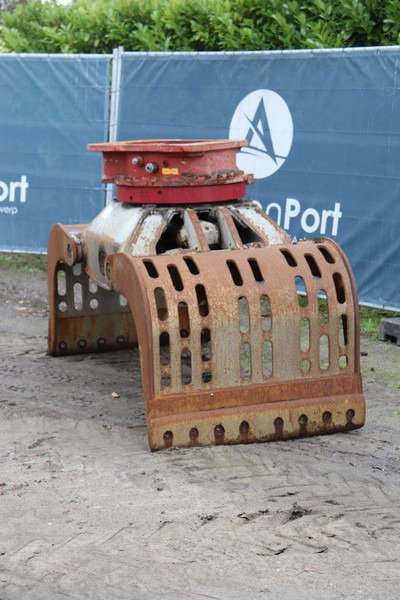 Demarec DRG 28 DN - Polip kanál: 4 kép. Demarec DRG 28 DN - Polip kanál: 4 kép.