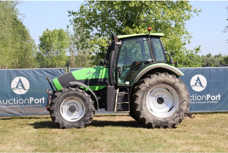 Deutz Fahr Agrotron 150.7 - Traktor: 1 kép. Deutz Fahr Agrotron 150.7 - Traktor: 1 kép.