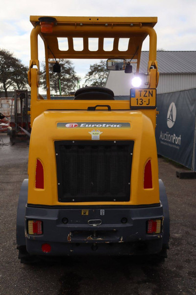Eurotrac 820/W12S - Gumikerekes homlokrakodó: 5 kép. Eurotrac 820/W12S - Gumikerekes homlokrakodó: 5 kép.