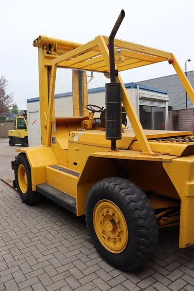 Fenwick-Linde DBPJ906 - Dízel targonca: 3 kép. Fenwick-Linde DBPJ906 - Dízel targonca: 3 kép.
