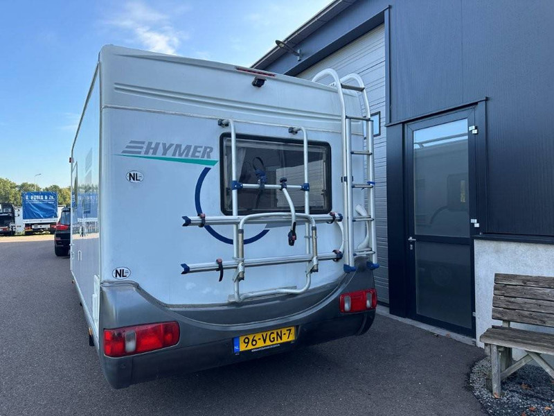 Fiat 230 - Félintegrált lakóautó: 4 kép. Fiat 230 - Félintegrált lakóautó: 4 kép.