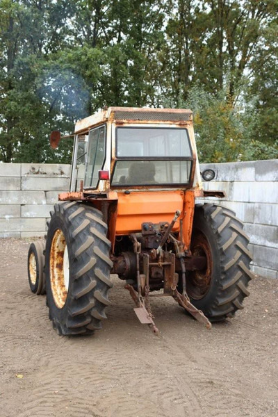 Fiat 780/8 - Traktor: 5 kép. Fiat 780/8 - Traktor: 5 kép.