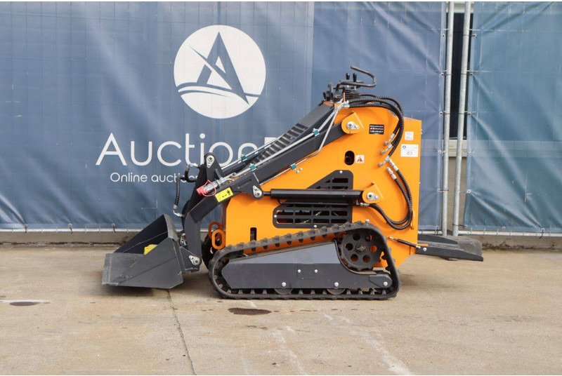 Fland - Lánctalpas homlokrakodó: 1 kép. Fland - Lánctalpas homlokrakodó: 1 kép.