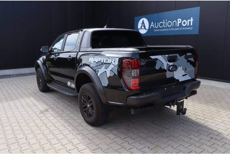 Ford Ranger Raptor - Szedán: 4 kép. Ford Ranger Raptor - Szedán: 4 kép.