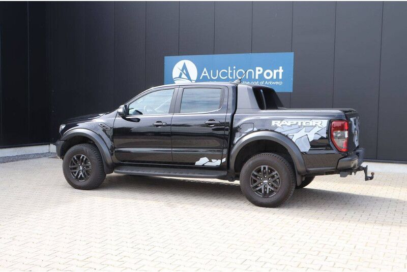 Ford Ranger Raptor - Szedán: 3 kép. Ford Ranger Raptor - Szedán: 3 kép.
