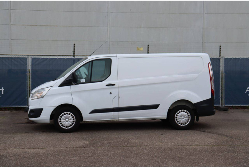 Ford Transit Custom - Furgon: 2 kép. Ford Transit Custom - Furgon: 2 kép.