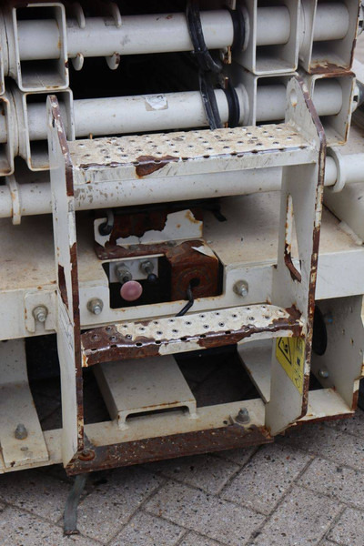 Ollós emelő Genie GS-2046: 14 kép. Ollós emelő Genie GS-2046: 14 kép.