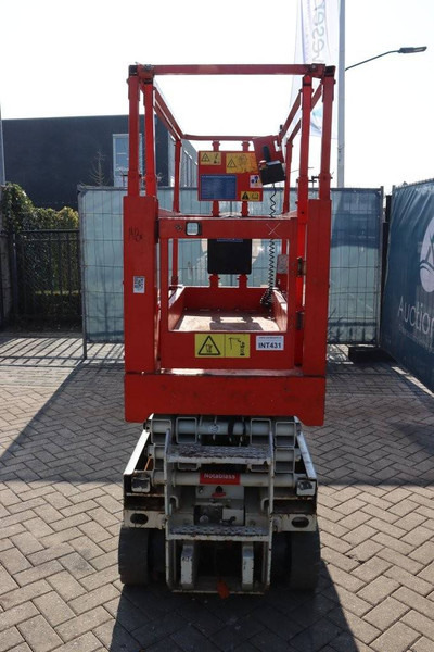 Genie GS1532 - Ollós emelő: 4 kép. Genie GS1532 - Ollós emelő: 4 kép.
