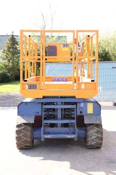 Genie GS2668 - Ollós emelő: 4 kép. Genie GS2668 - Ollós emelő: 4 kép.