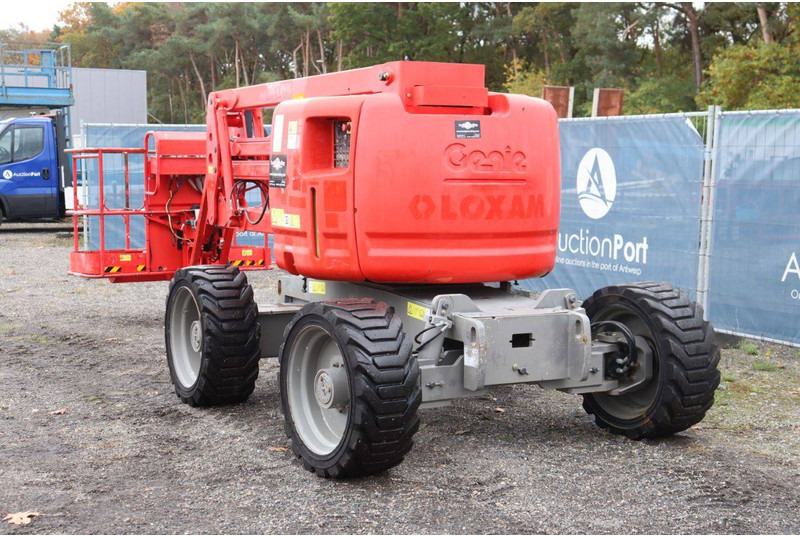 Genie Z-45/25J - Személyemelő: 4 kép. Genie Z-45/25J - Személyemelő: 4 kép.