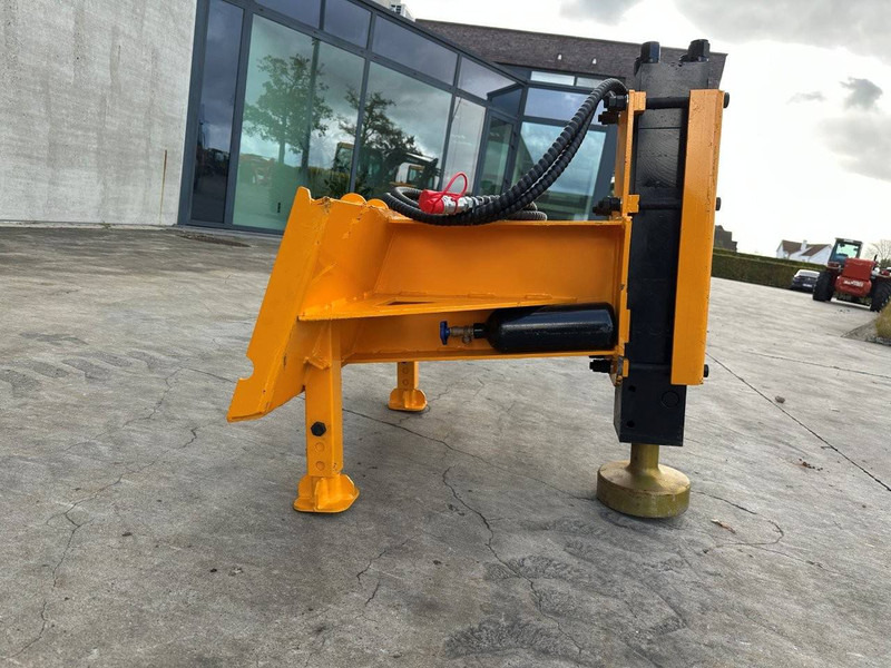 Giyi GY-AD680 - Akkumulátor: 3 kép. Giyi GY-AD680 - Akkumulátor: 3 kép.