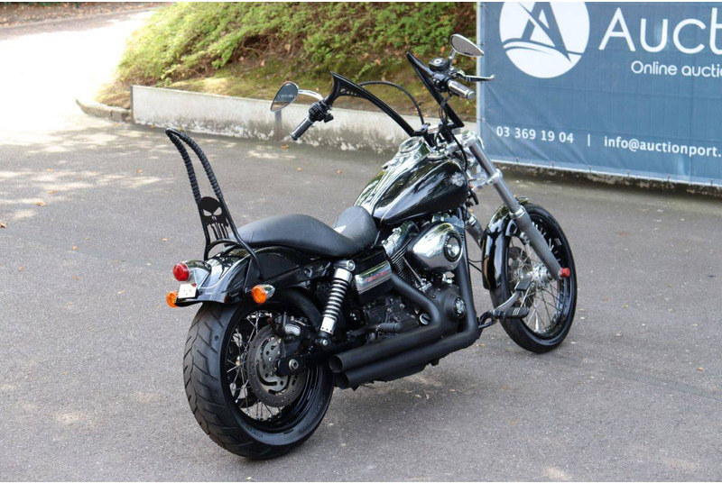 Motorkerékpár Harley-Davidson Dyna Wide Glide: 6 kép.