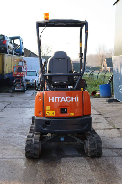 Hitachi ZX19U-6 - Minikotró: 5 kép. Hitachi ZX19U-6 - Minikotró: 5 kép.