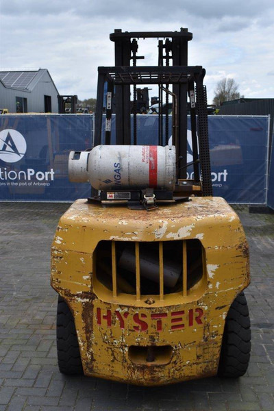 Hyster 4.00 - Gázüzemű targonca: 5 kép. Hyster 4.00 - Gázüzemű targonca: 5 kép.