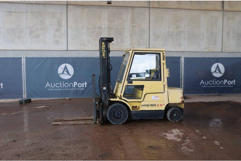 Hyster H2.50XM - Dízel targonca: 1 kép. Hyster H2.50XM - Dízel targonca: 1 kép.