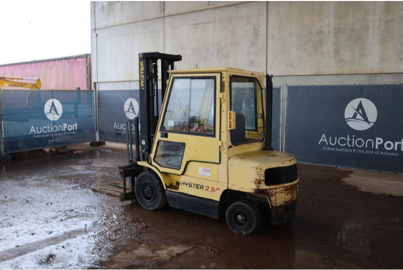 Hyster H2.50XM - Dízel targonca: 3 kép. Hyster H2.50XM - Dízel targonca: 3 kép.