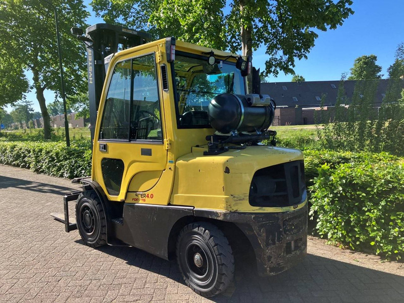 Hyster H4.0FT6 - Gázüzemű targonca: 3 kép. Hyster H4.0FT6 - Gázüzemű targonca: 3 kép.
